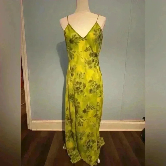 Zara Women’s Floral Vibrant Green Maxi Dress size Large - Picture 3 of 14